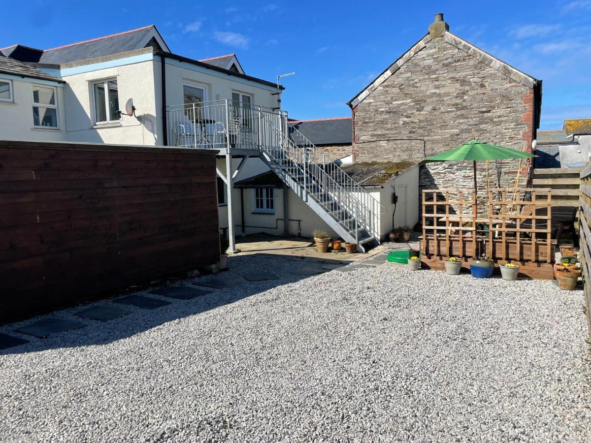 Mayfair, Tintagel 3 Bed Sleeps 6 Apartment Екстериор снимка